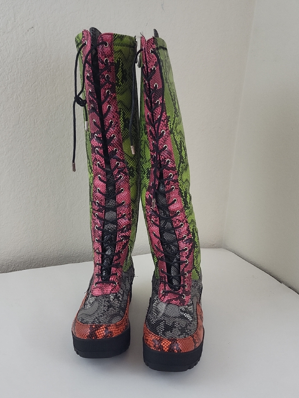 Cape Robbin Eliza 90s Y2K Neon Snakeskin Knee High Lace Up Platform Boot Size 9 - Picture 4 of 13